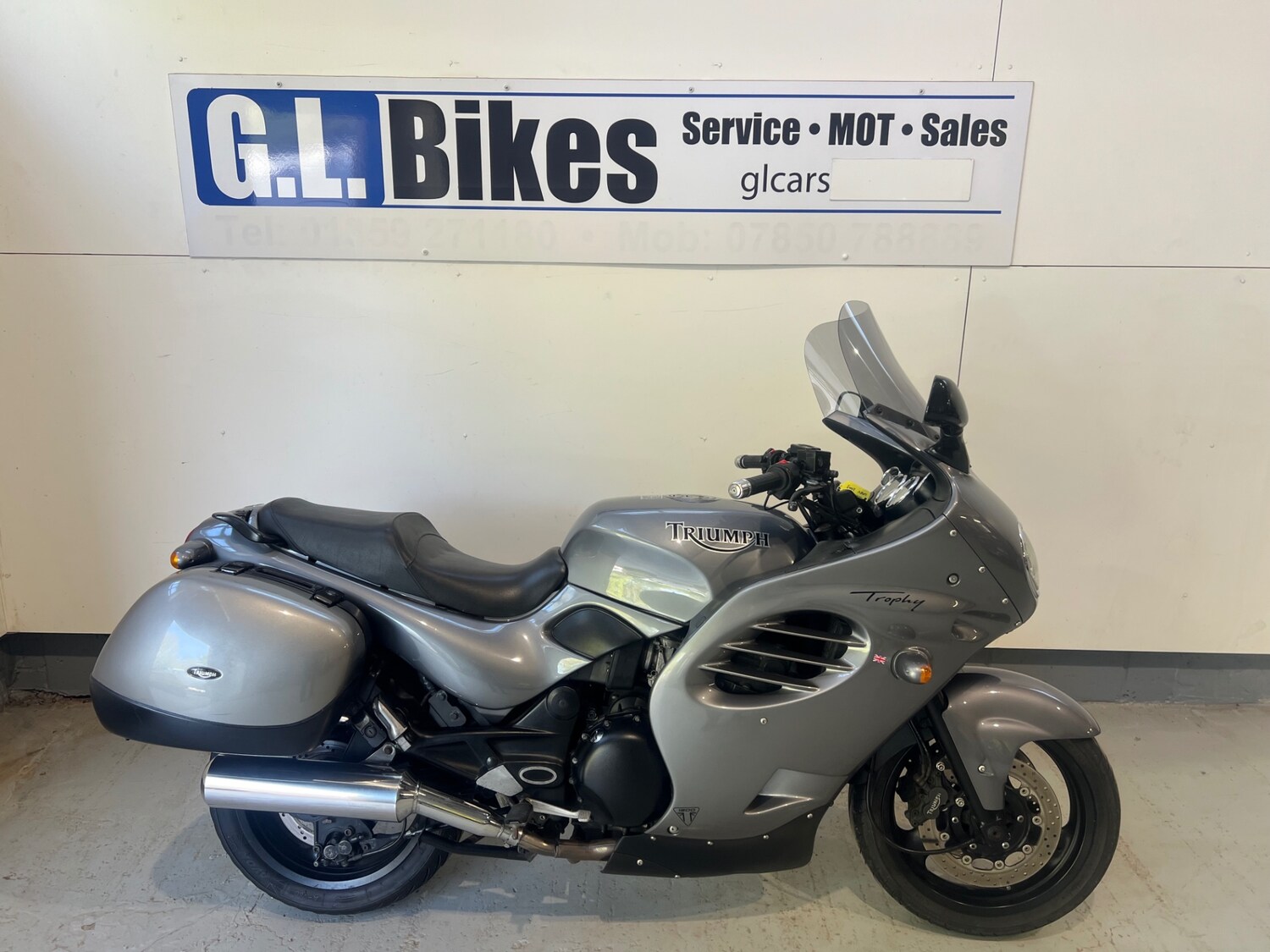 Used Triumph TROPHY 2003 for sale - 78459612: Photo 2
