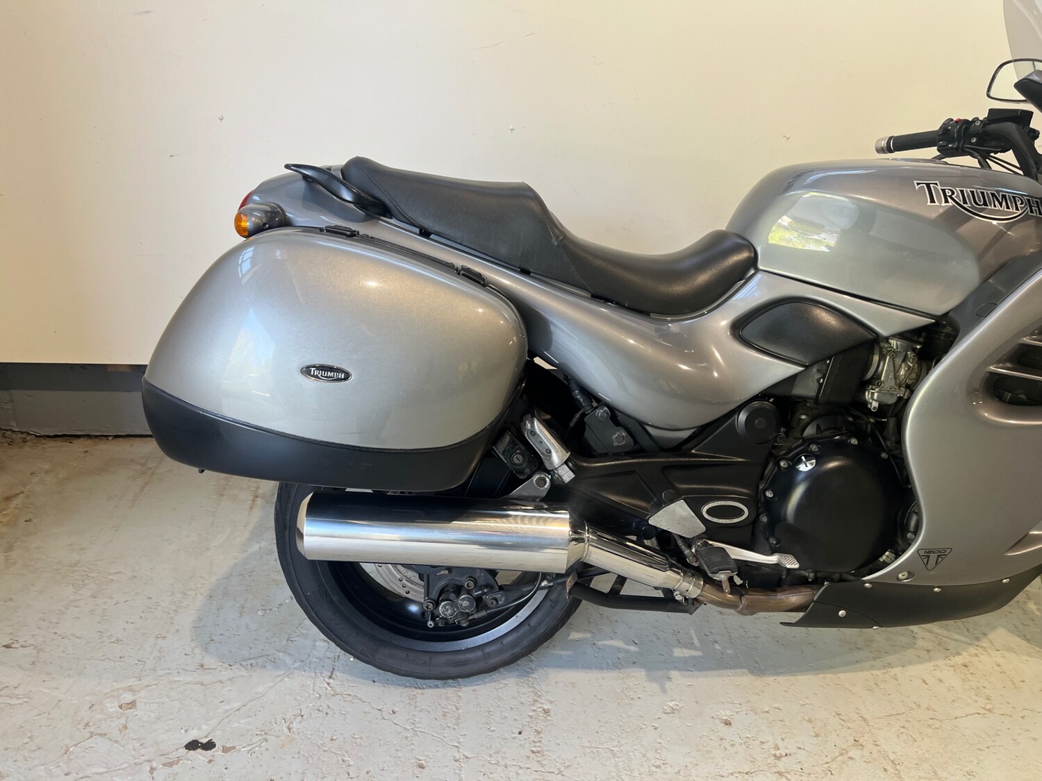 Used Triumph TROPHY 2003 for sale - 78459612: Photo 5