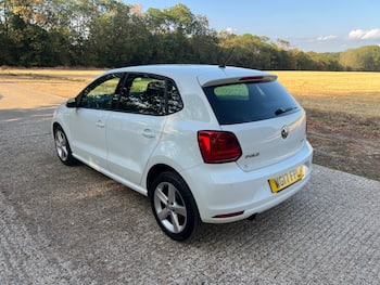 Used Volkswagen Polo 2017 for sale - 79612629: Photo