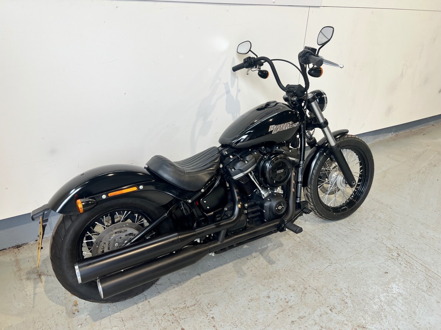 Harley-Davidson SOFTAIL STREET BOB