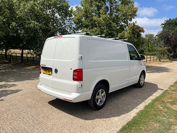 Used Volkswagen Transporter 2016 for sale - 79272330: Photo