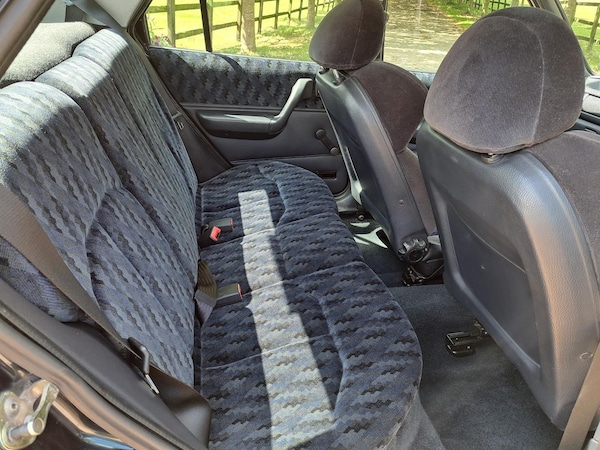 Used Ford Fiesta 1994 for sale - 73757152: Photo 10