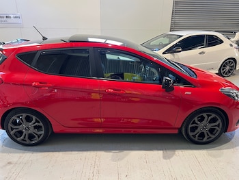 Used Ford Fiesta 2018 for sale - 79296882: Photo