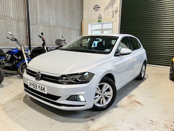 Used Volkswagen Polo 2019 for sale - 78062341: Photo