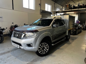 Used Nissan Navara 2018 for sale - 79296896: Photo