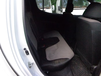 Used Mitsubishi L200 2015 for sale - 74697973: Photo