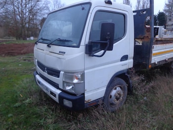 Used Mitsubishi Canter 2013 for sale - 73757226: Photo