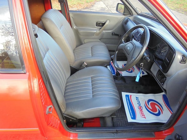 Used Ford Escort 1989 for sale - 73757138: Photo 10