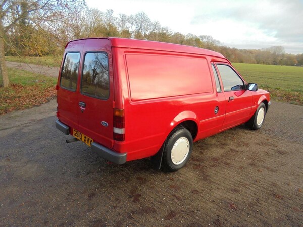 Used Ford Escort 1989 for sale - 73757138: Photo 5