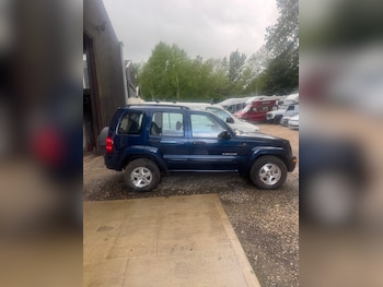 Used Jeep Cherokee 2003 for sale - 78576387: Photo