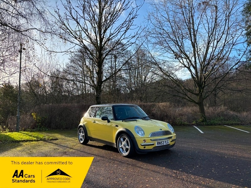 Used MINI Hatch 2004 for sale - 76777384: Photo 1