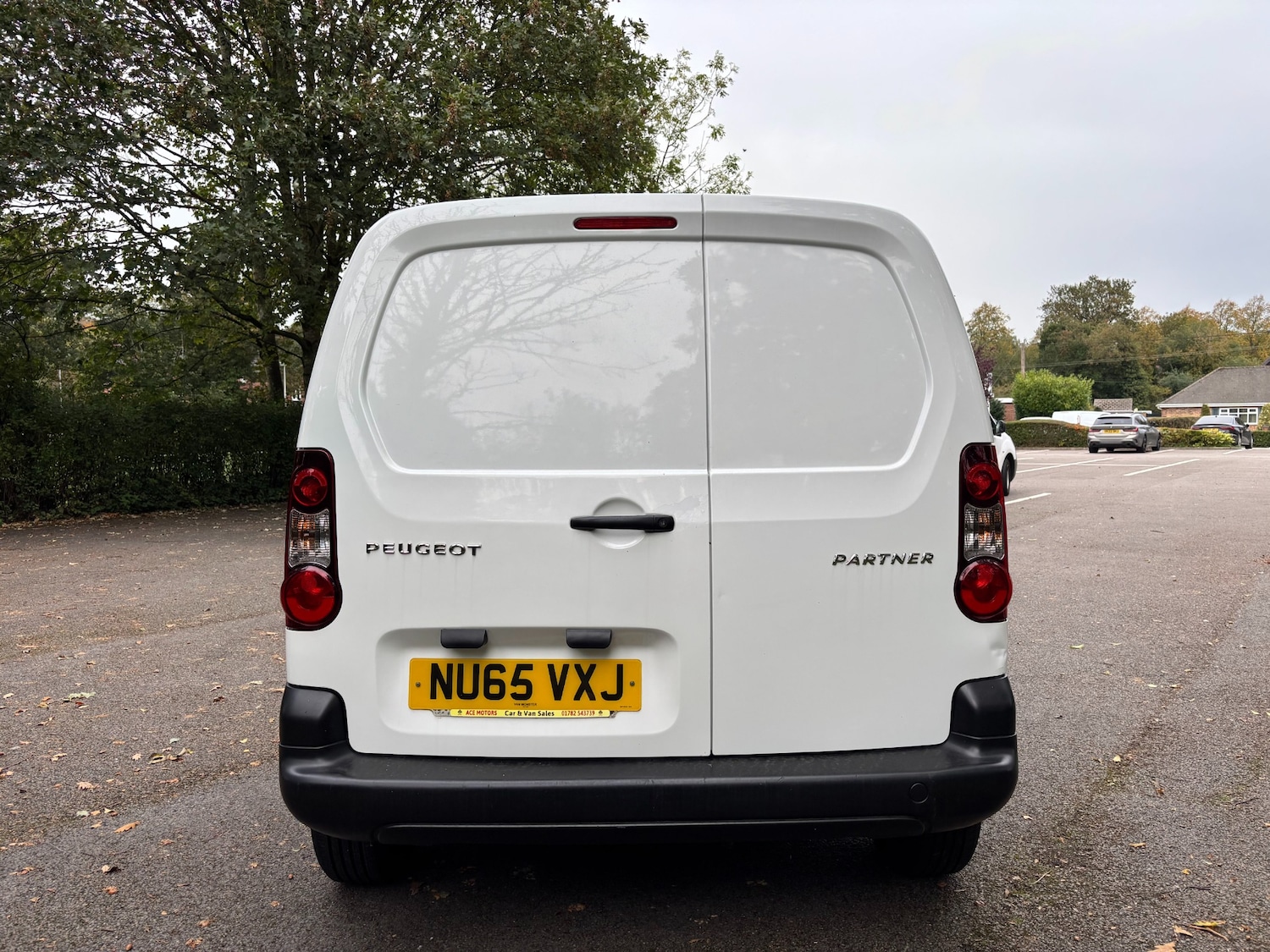 Used Peugeot Partner 2015 for sale - 76588646: Photo 8