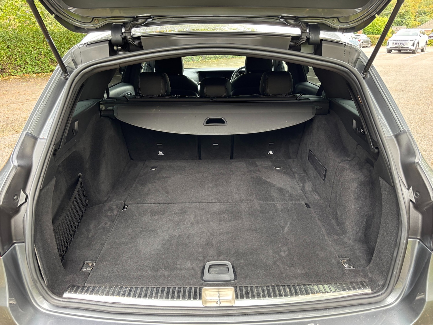 Used Mercedes-Benz E Class 2017 for sale - 76192698: Photo 9