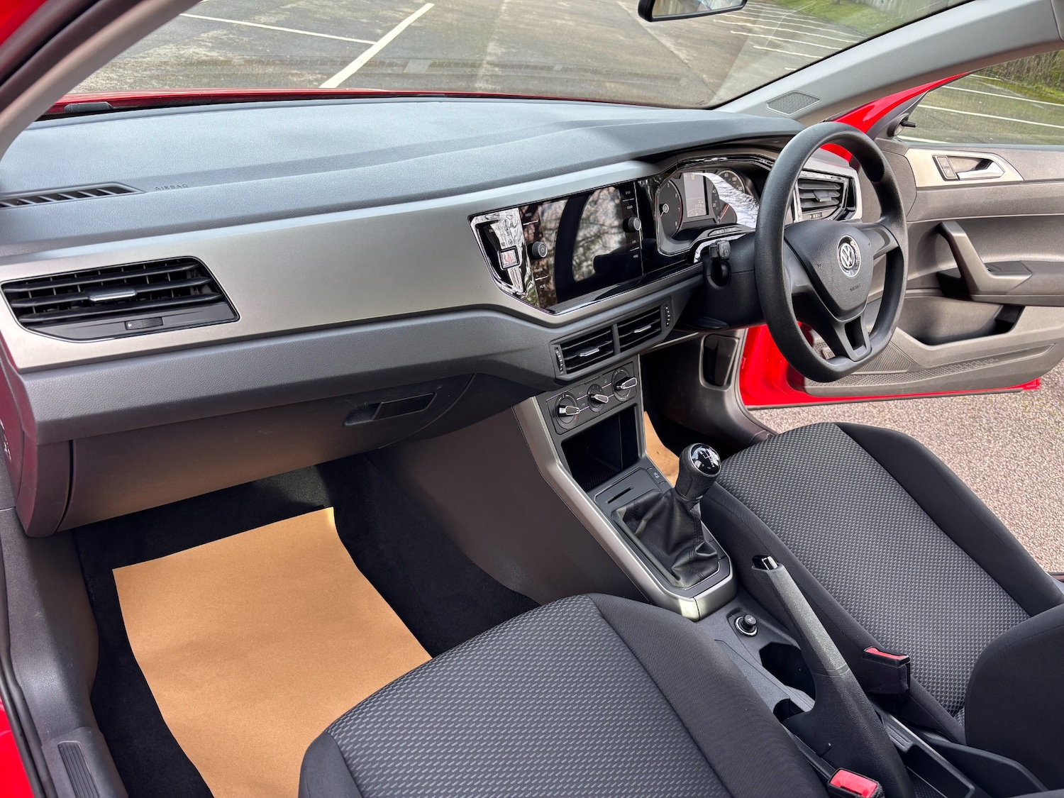 Used Volkswagen Polo 2019 for sale - 77450040: Photo 11