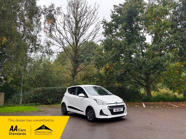 Used Hyundai i10 2018 for sale - 76156846: Photo 1