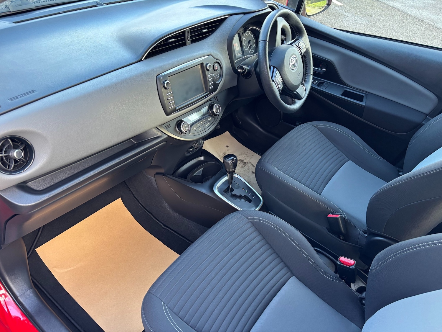 Used Toyota Yaris 2018 for sale - 77220598: Photo 14