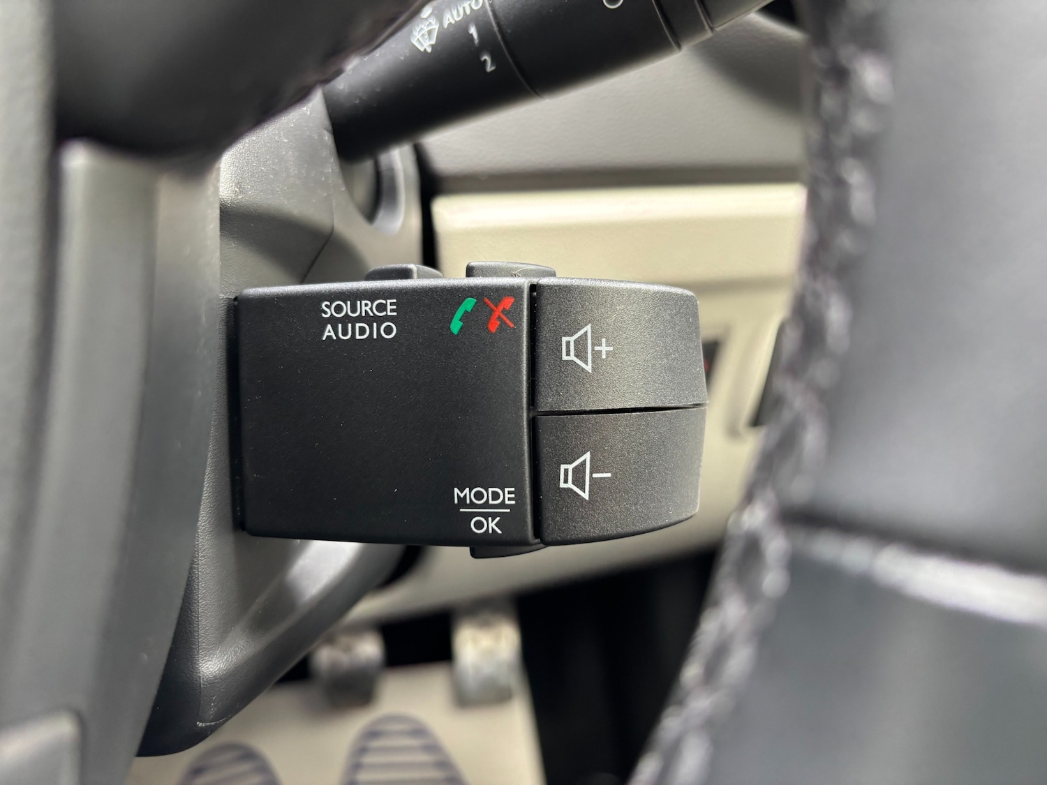 Used Renault Captur 2017 for sale - 76157748: Photo 25