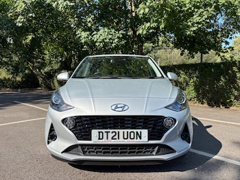 Used Hyundai i10 2021 for sale - 79405214: Photo
