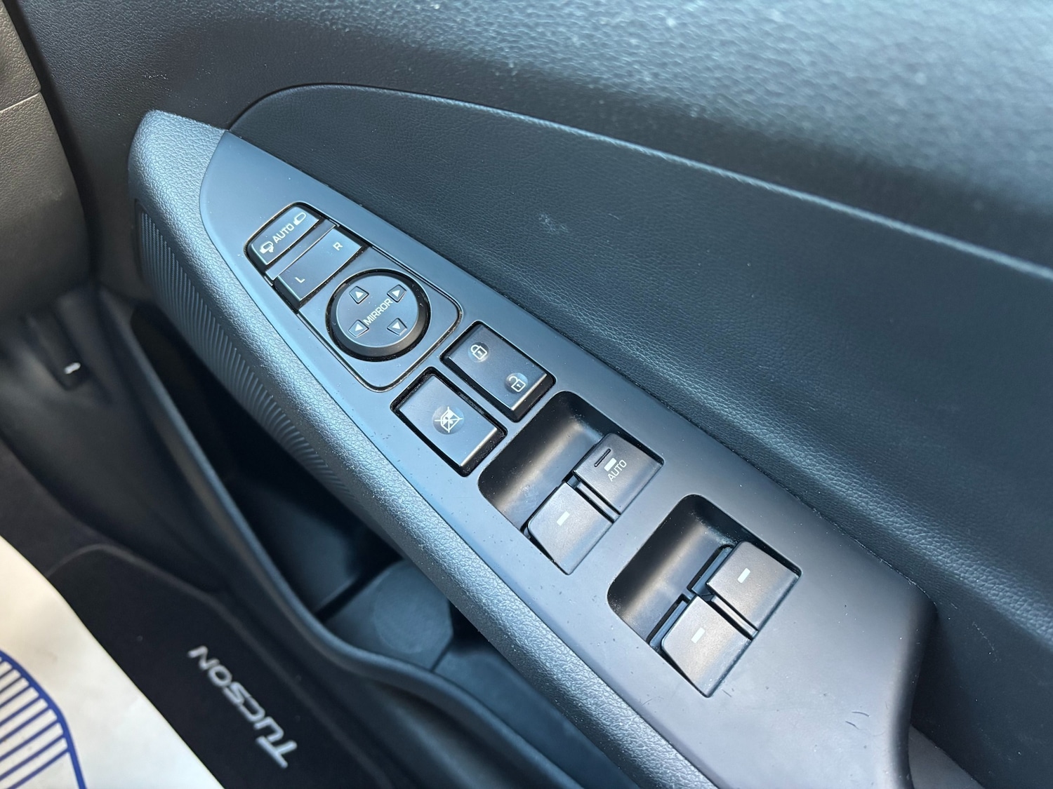 Used Hyundai TUCSON 2017 for sale - 76599846: Photo 22