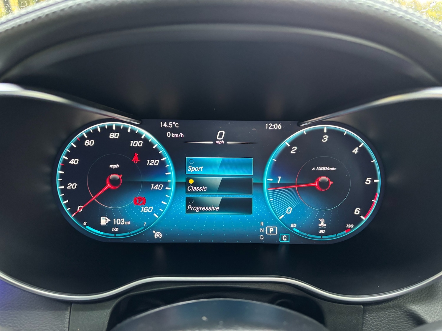 Used Mercedes-Benz GLC 2022 for sale - 76462185: Photo 27