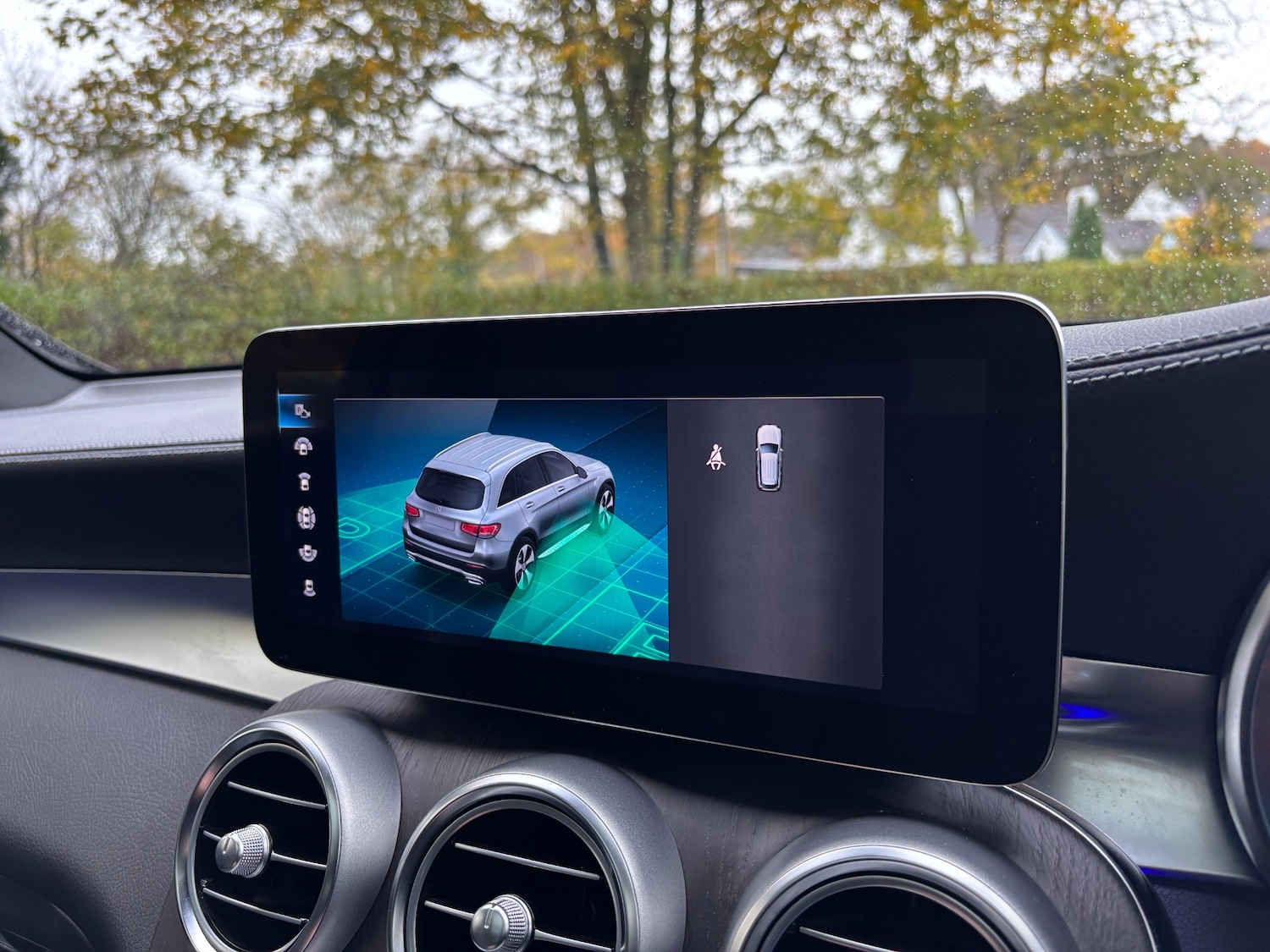 Used Mercedes-Benz GLC 2022 for sale - 76462185: Photo 32