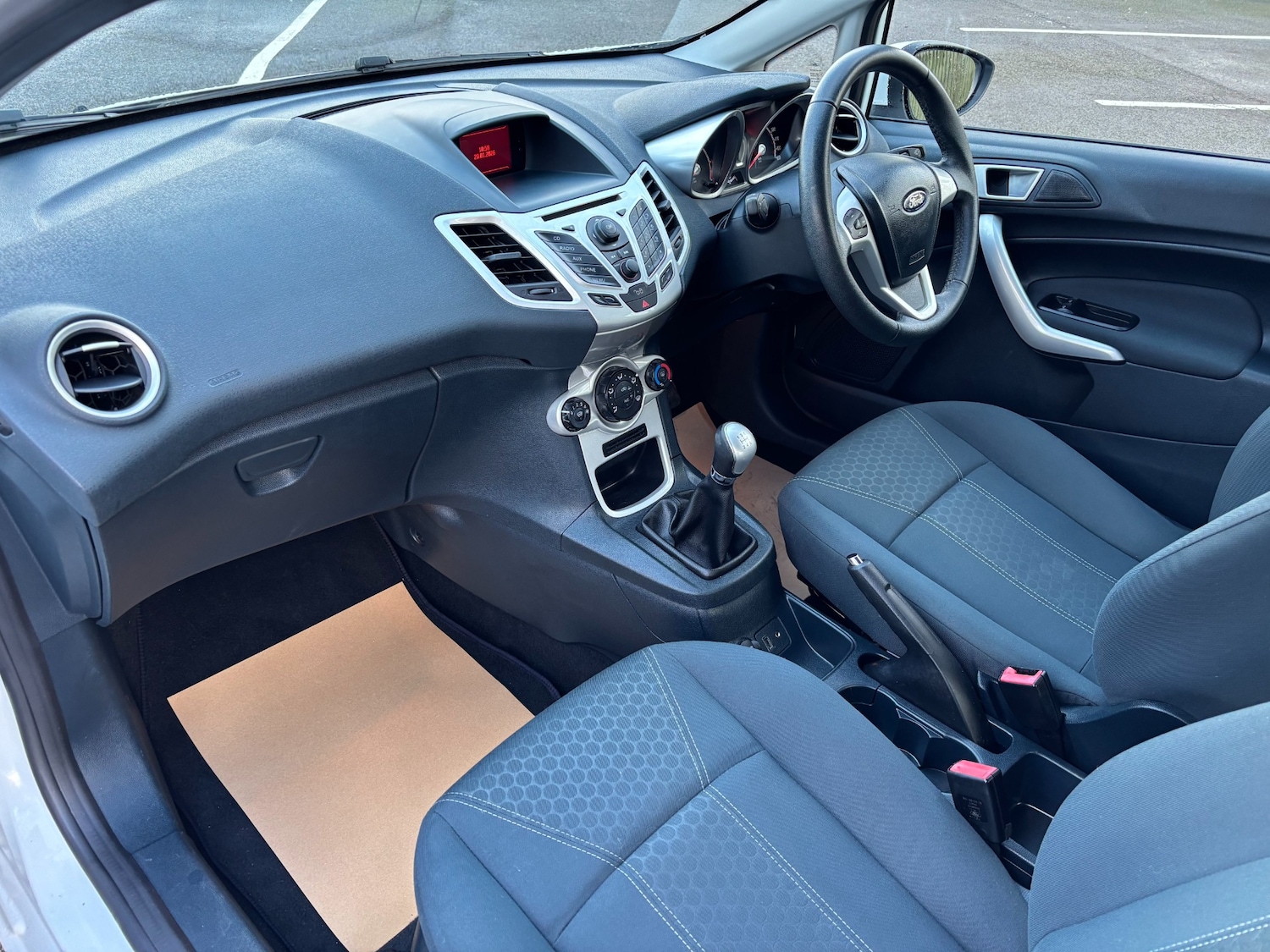 Used Ford Fiesta 2012 for sale - 77225370: Photo 12