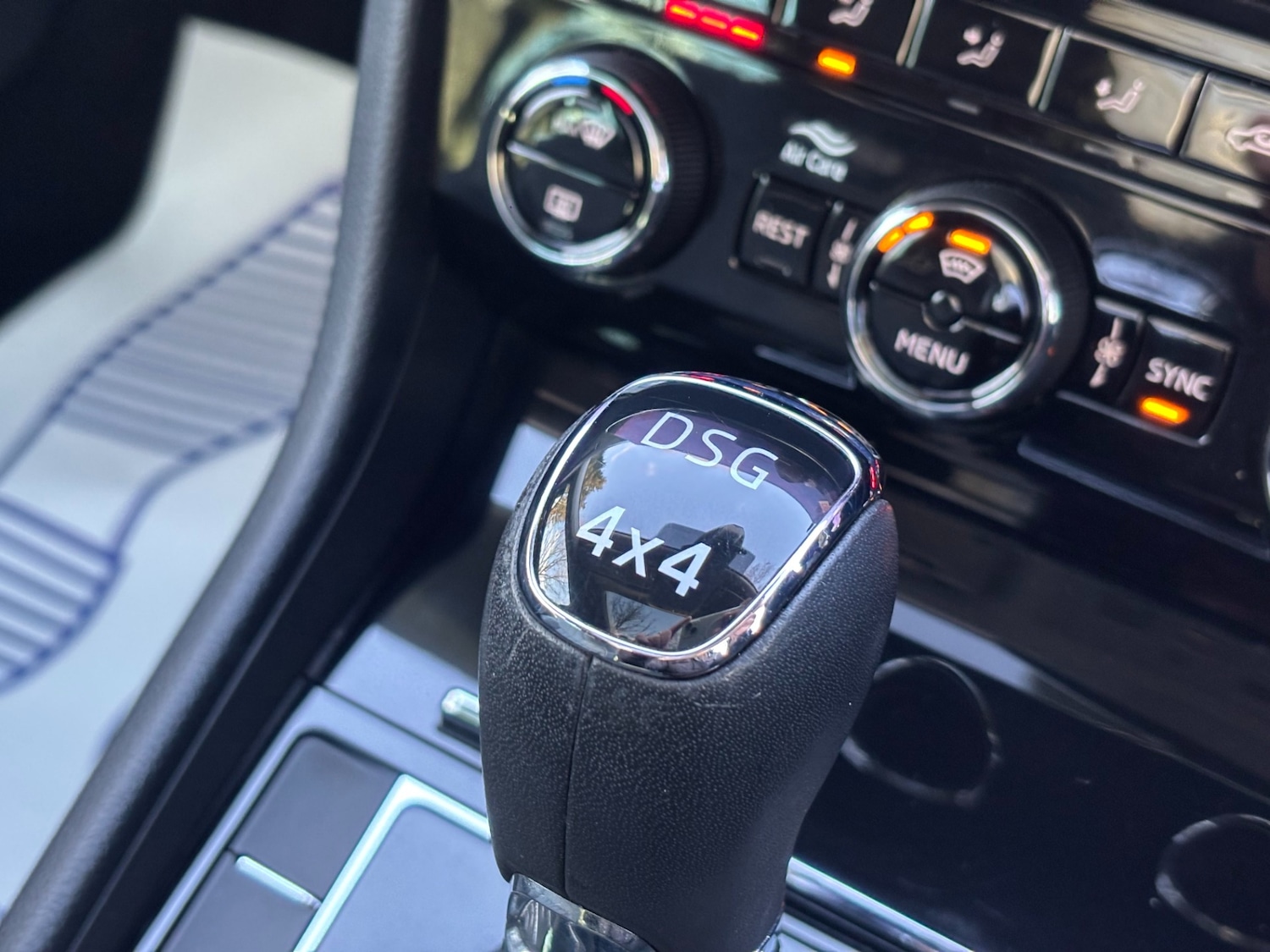 Used Skoda Superb 2020 for sale - 77033126: Photo 21