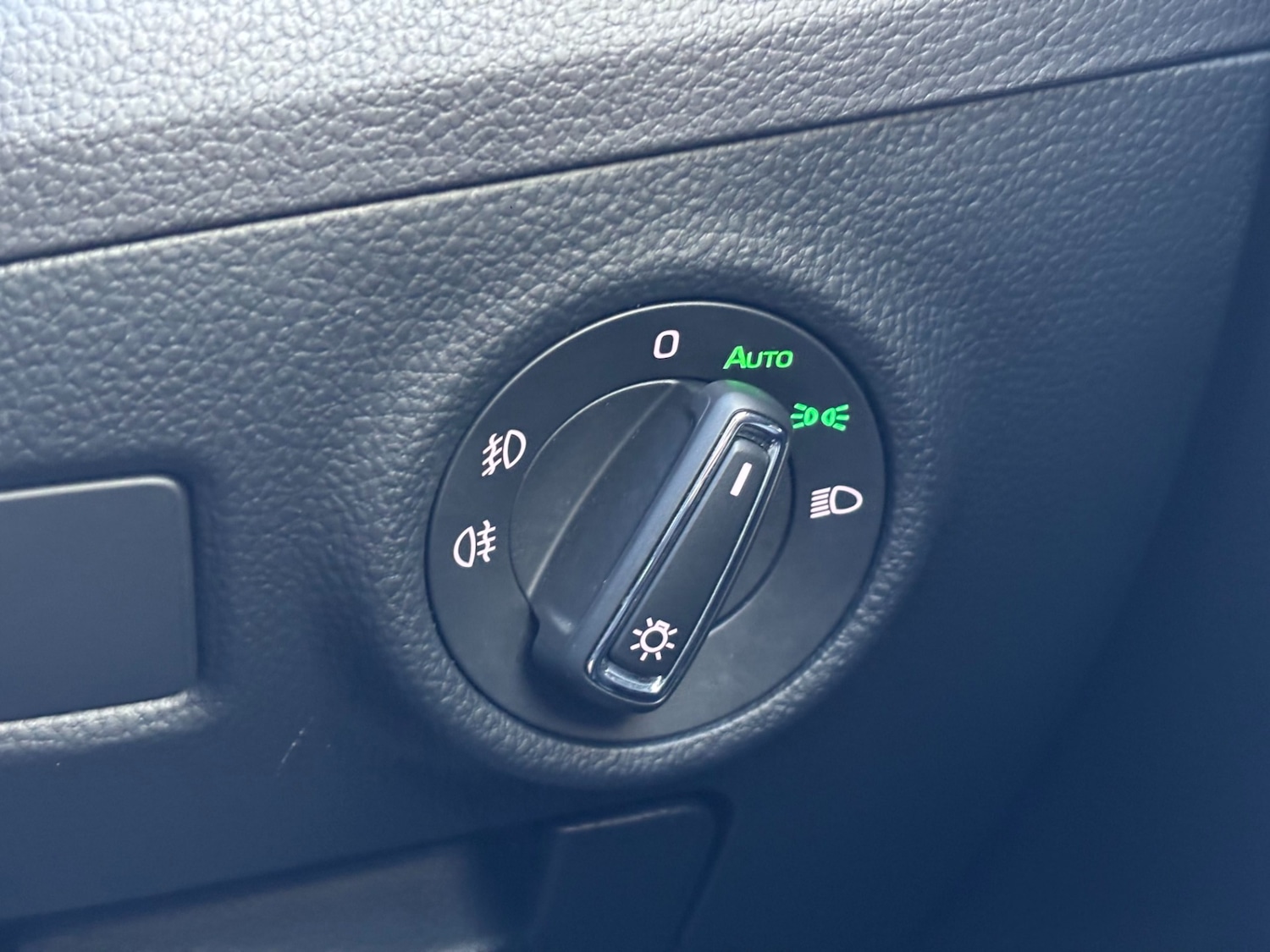 Used Skoda Superb 2020 for sale - 77033126: Photo 32