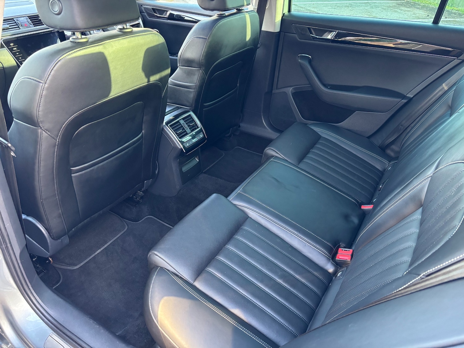 Used Skoda Superb 2020 for sale - 77033126: Photo 38