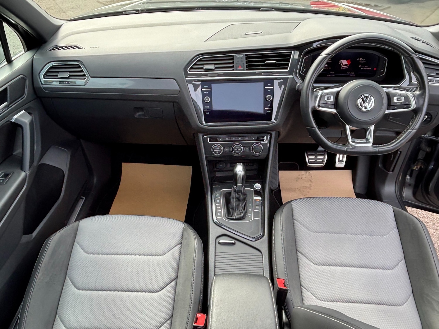 Used Volkswagen Tiguan 2019 for sale - 78198144: Photo 24