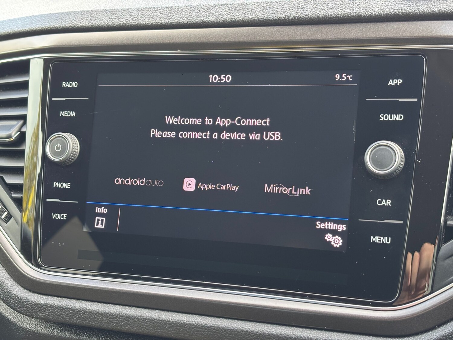 Used Volkswagen T-Roc 2019 for sale - 76287790: Photo 16