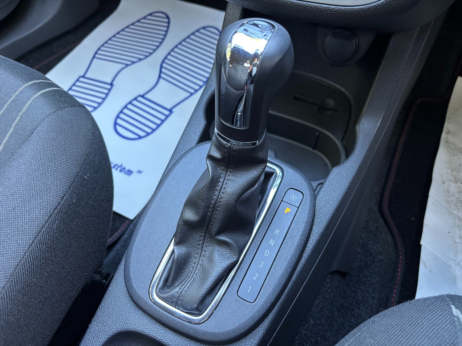 Used Vauxhall Corsa 2009 for sale - 76101124: Photo 15