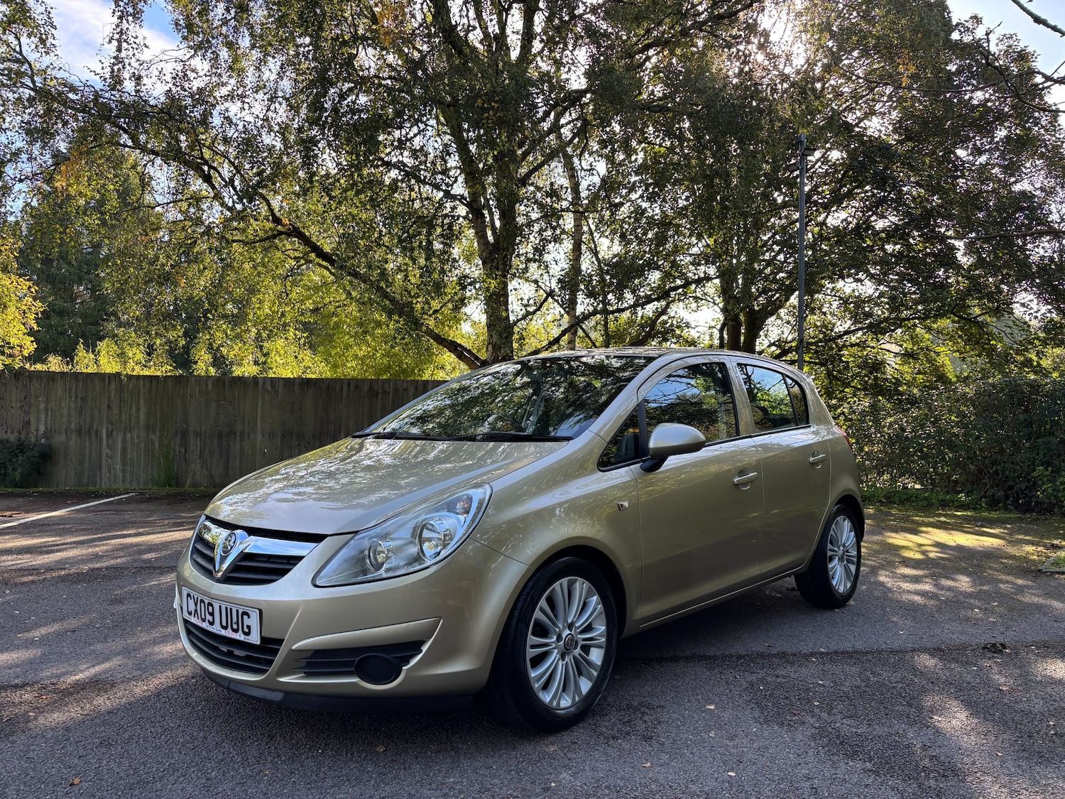 Used Vauxhall Corsa 2009 for sale - 76101124: Photo 4