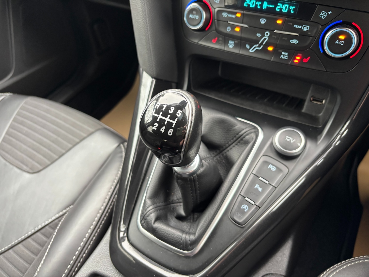 Used Ford Focus 2017 for sale - 77071186: Photo 19