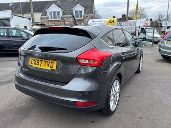 Used Ford Focus 2017 for sale - 77071186: Photo