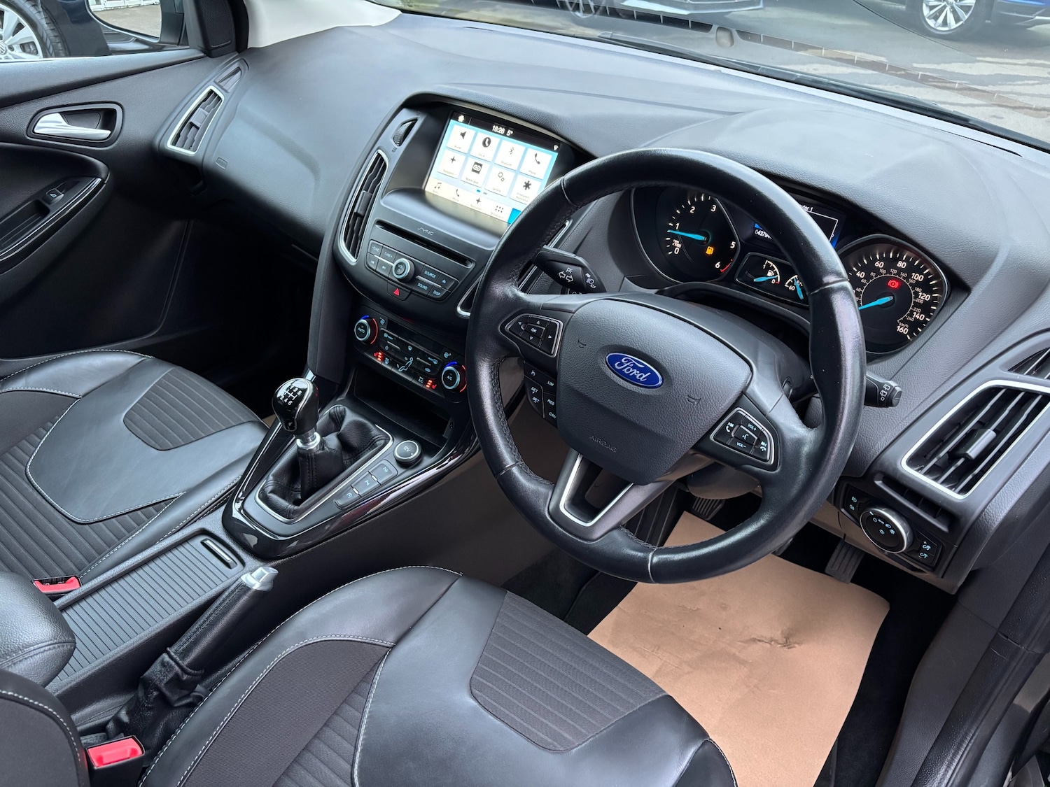 Used Ford Focus 2017 for sale - 77071186: Photo 5