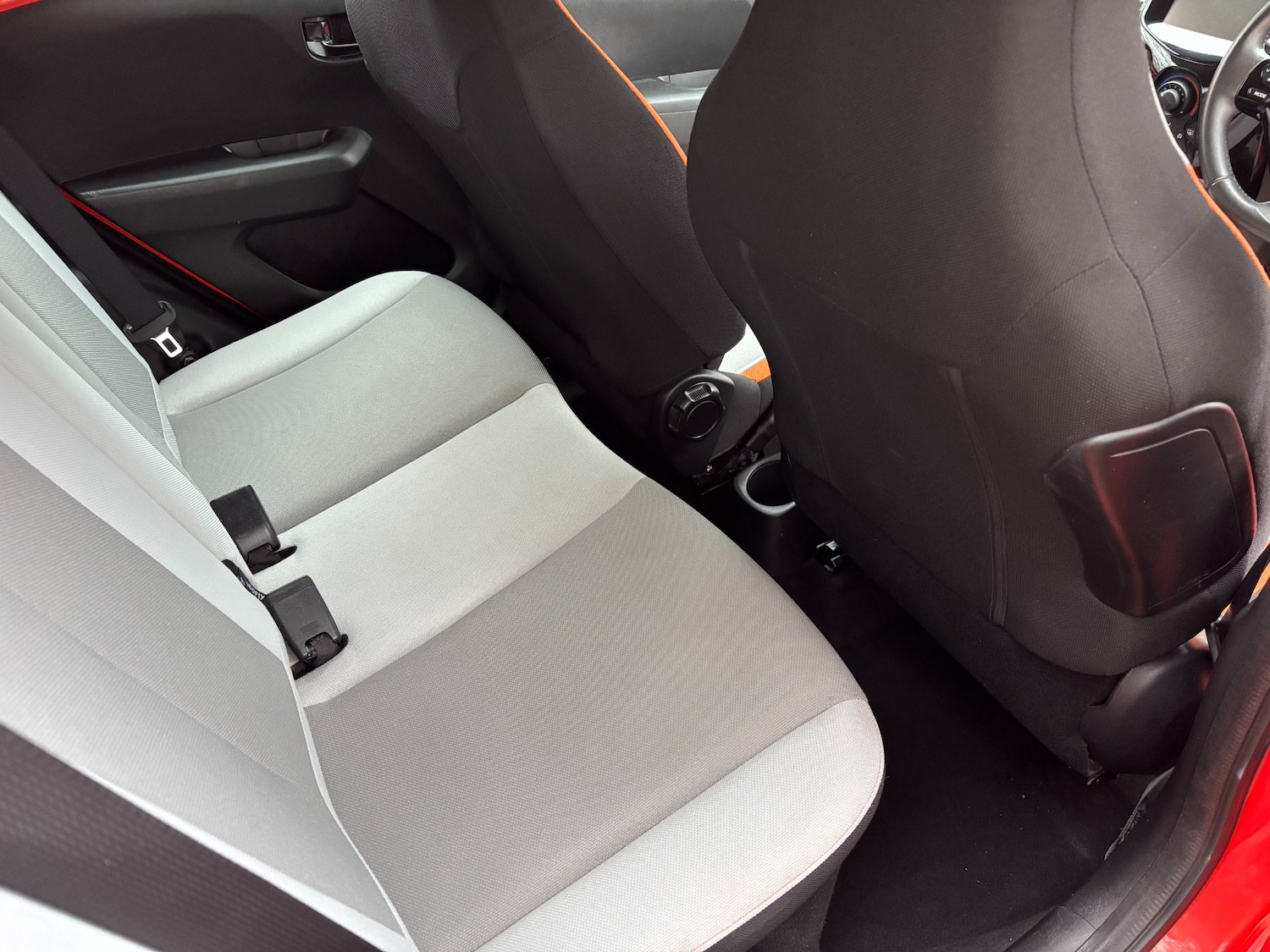 Used Toyota AYGO 2015 for sale - 76719058: Photo 22