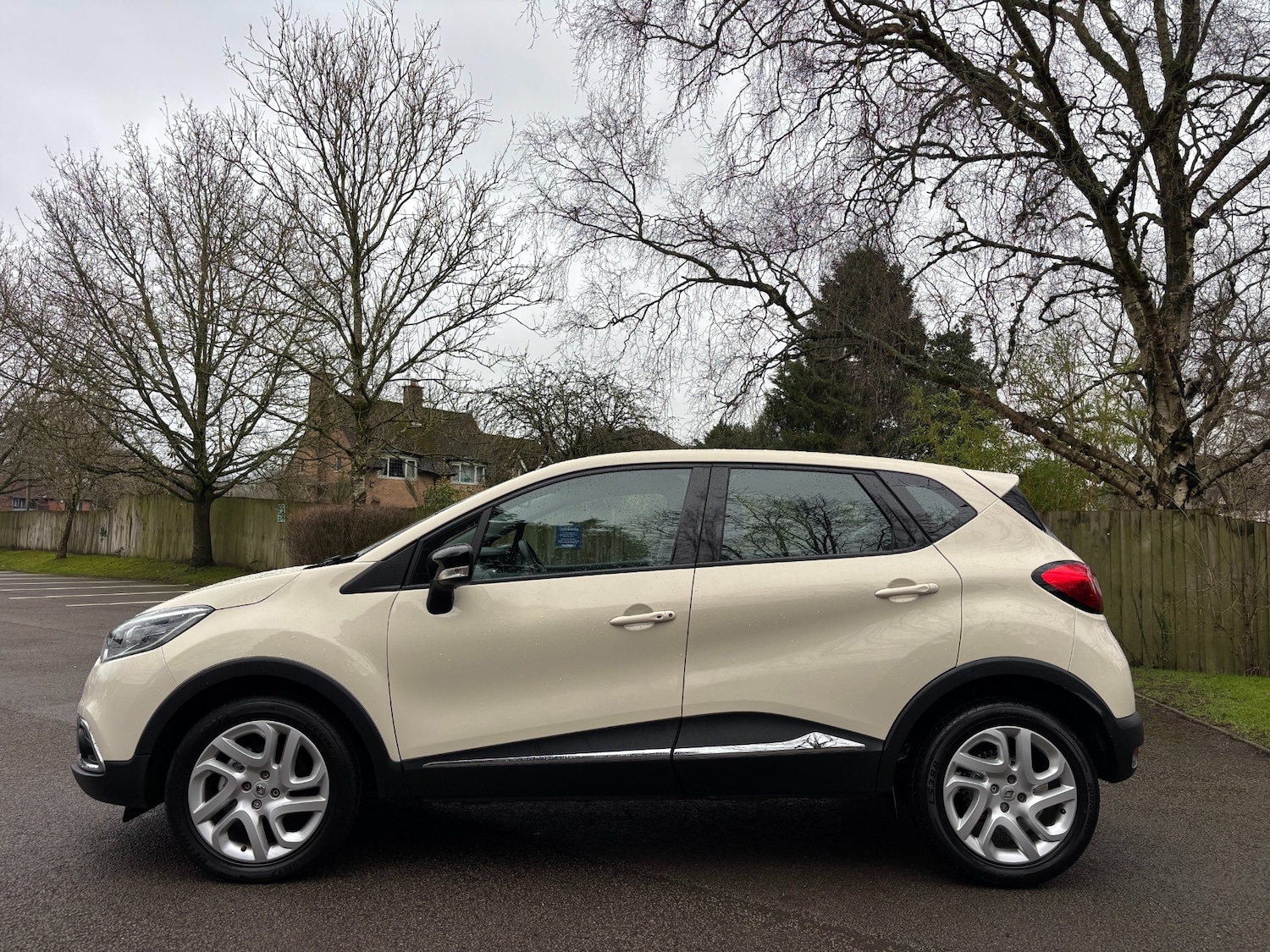 Used Renault Captur 2016 for sale - 77259009: Photo 5