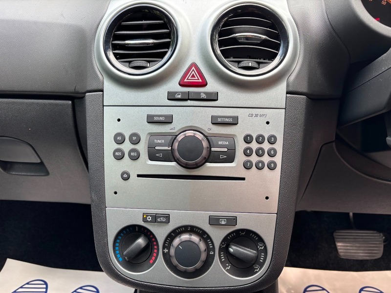 Used Vauxhall Corsa 2014 for sale - 76298963: Photo 15