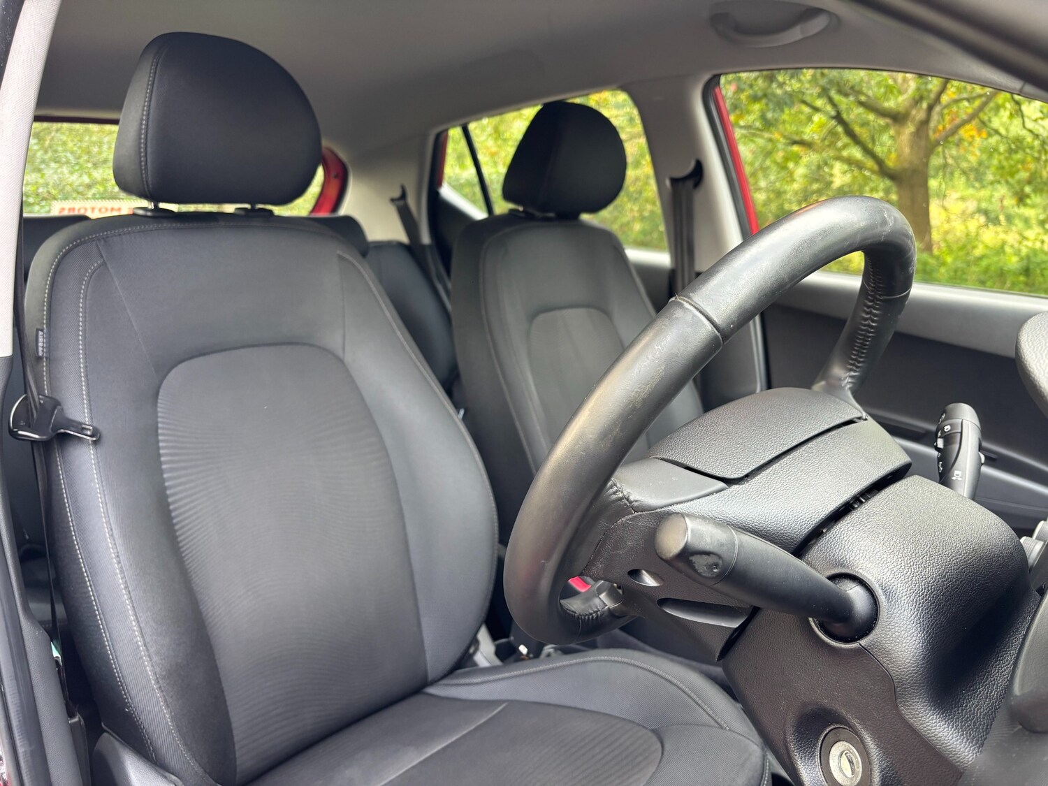 Used Hyundai i10 2019 for sale - 76104396: Photo 11