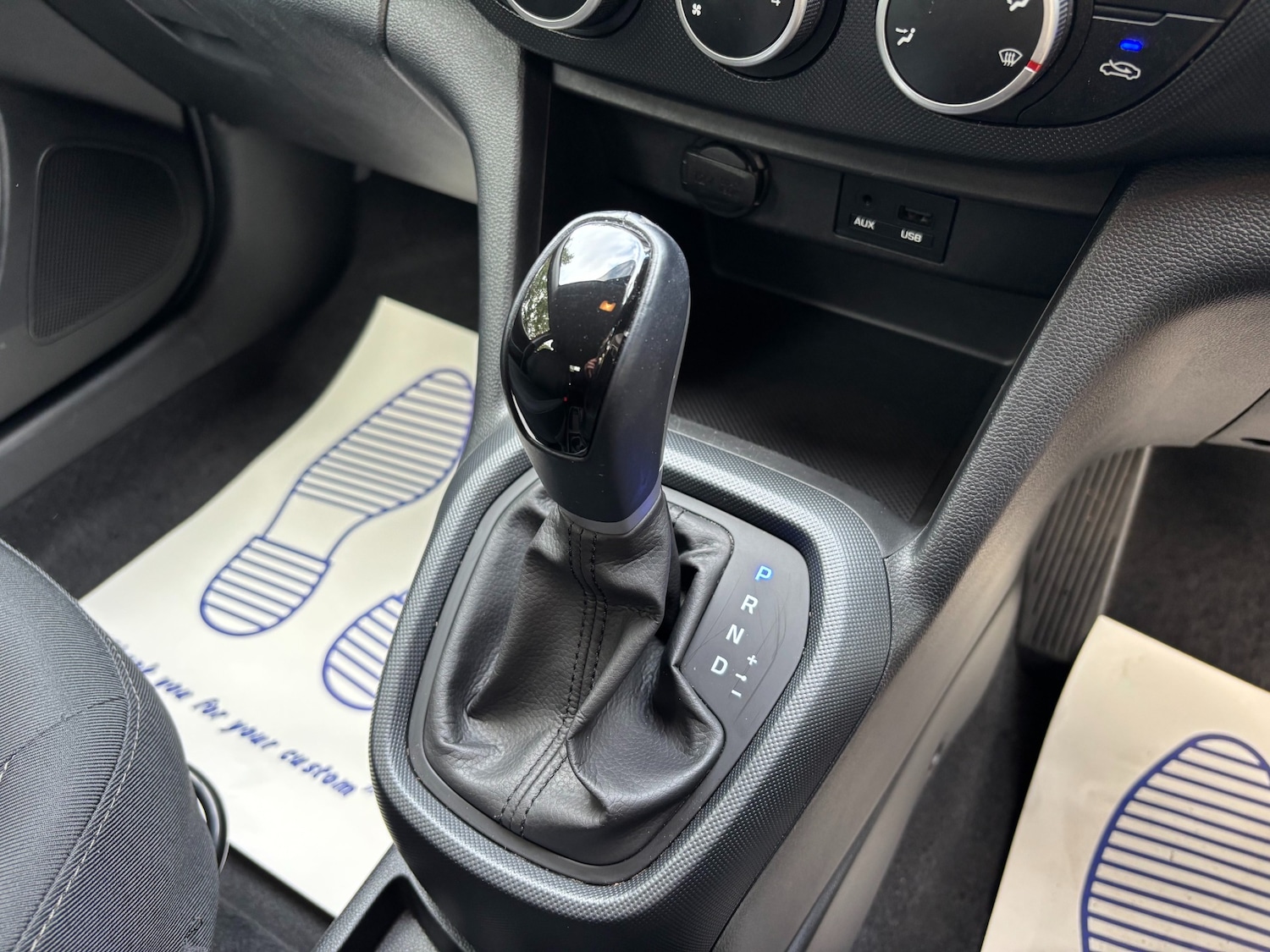 Used Hyundai i10 2019 for sale - 76104396: Photo 14