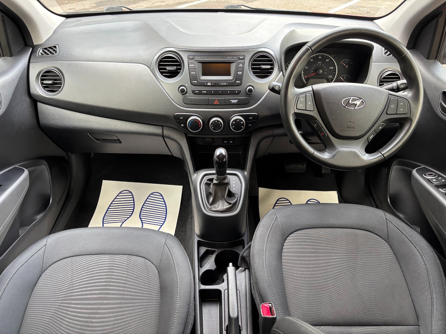 Used Hyundai i10 2019 for sale - 76104396: Photo 17