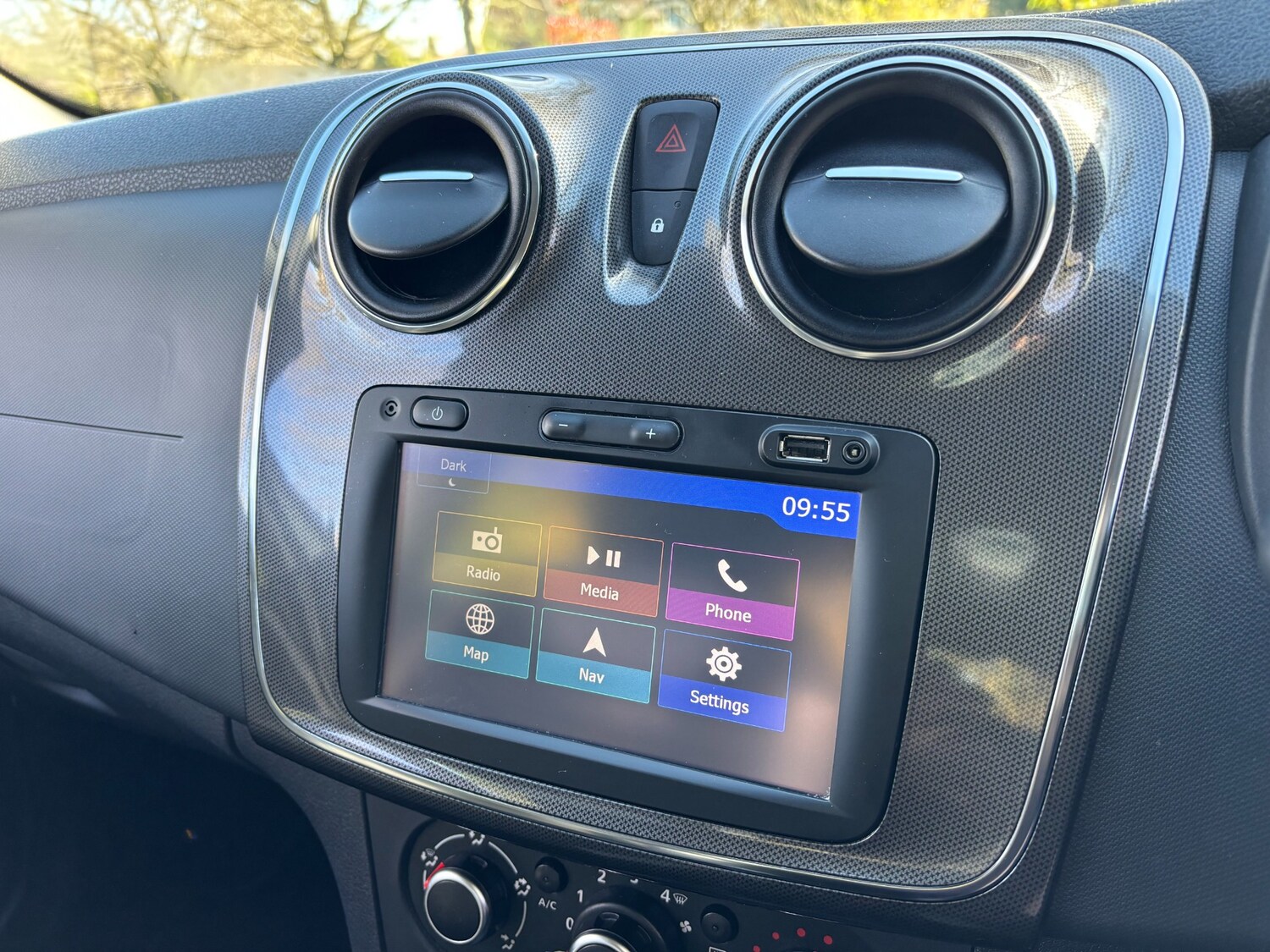 Used Dacia Sandero Stepway 2018 for sale - 78223023: Photo 15