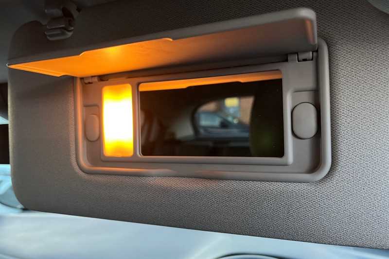 Used Honda HR-V 2018 for sale - 77512937: Photo 35