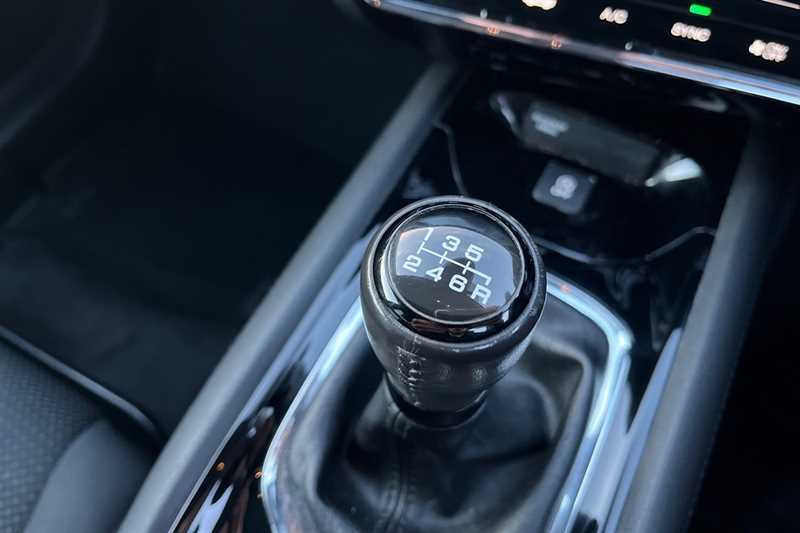 Used Honda HR-V 2018 for sale - 77512937: Photo 43