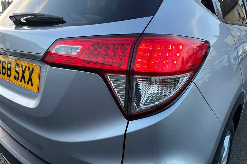 Used Honda HR-V 2018 for sale - 77512937: Photo 51