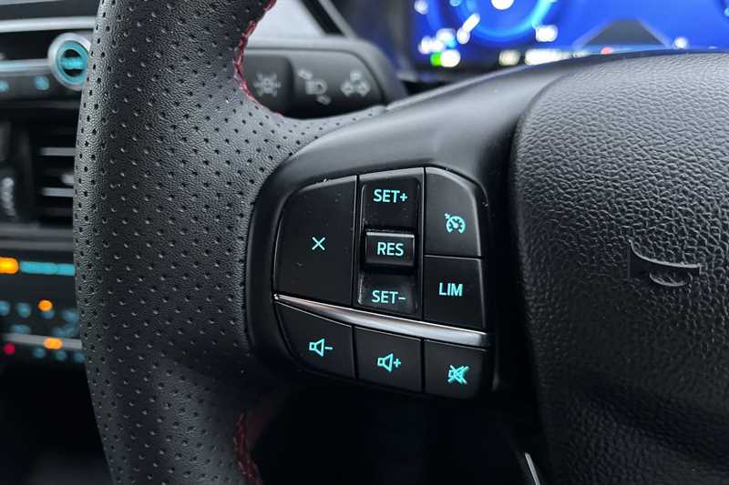 Used Ford Kuga 2023 for sale - 76475276: Photo 21