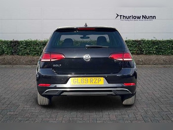 Used Volkswagen Golf 2019 for sale - 77576700: Photo