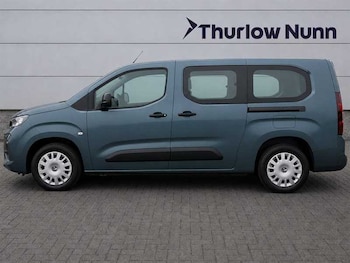 Used Vauxhall Combo Life Electric 2025 for sale - 79077811: Photo