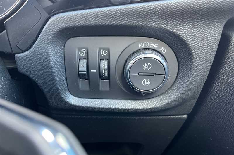 Used Vauxhall Corsa for sale - 76661306: Photo 26